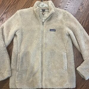 Patagonia fleece women’s medium